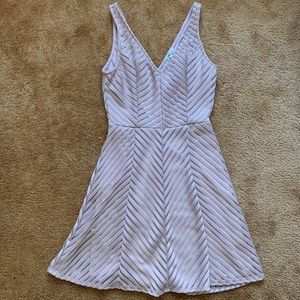 V neck, nude/mauve dress